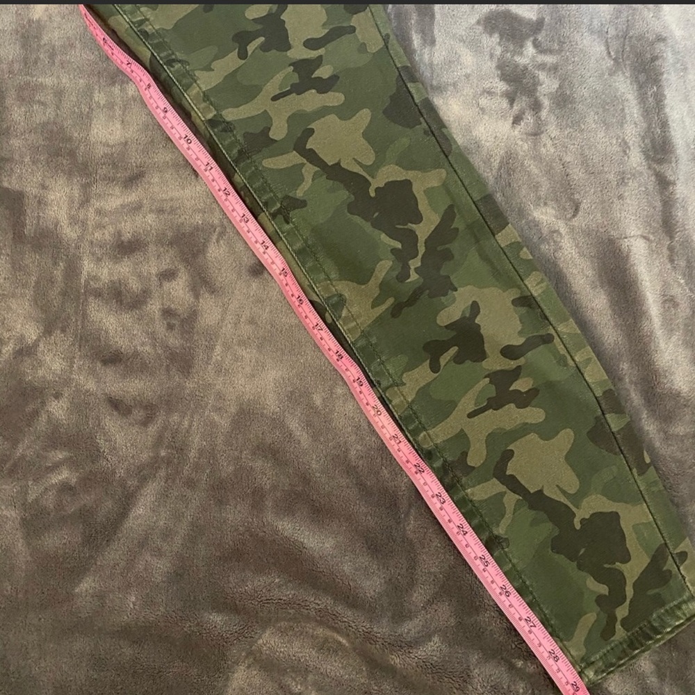 True Religion Camo Halle JEANS 29 MidRise Skinny - Picture 7 of 9